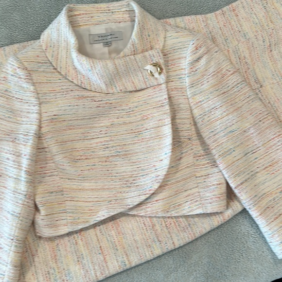 Tahari ASL suit/ dress with jacket/shrug - Picture 9 of 12